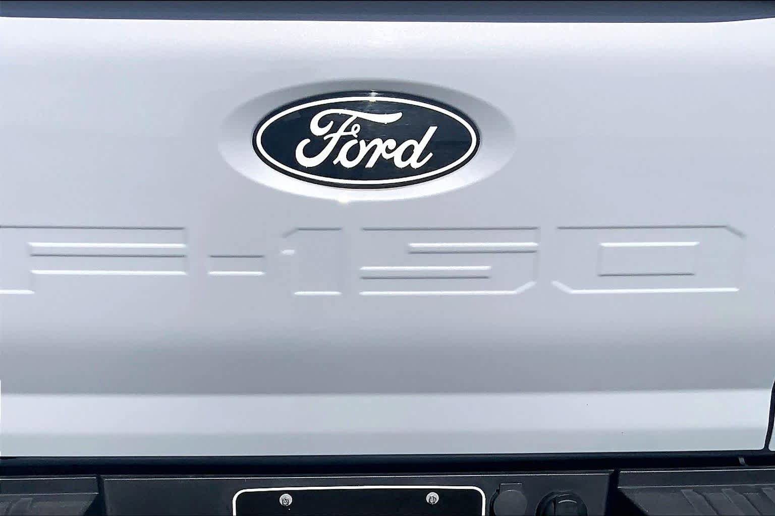 Certified 2025 Ford F150 Platinum w/ Equipment Group 702A High AWD/4WD image 31