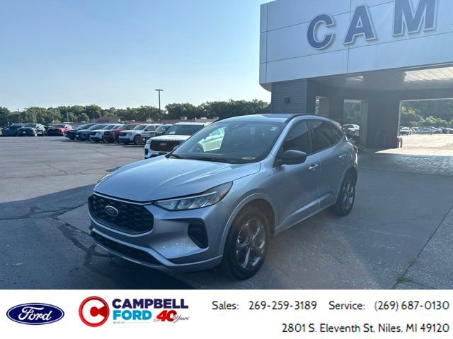 Certified 2024 Ford Escape ST-Line w/ Tech Pack #1 AWD/4WD image 7