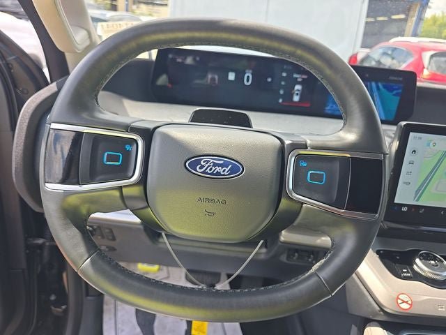 Certified 2025 Ford Expedition Active AWD/4WD image 17
