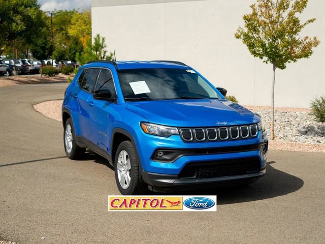 Used 2022 Jeep Compass Latitude image 7