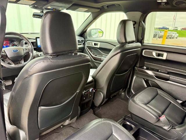 Certified 2020 Ford Explorer XLT w/ Equipment Group 202A AWD/4WD image 14