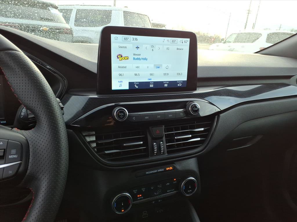 Certified 2025 Ford Escape ST-Line image 14