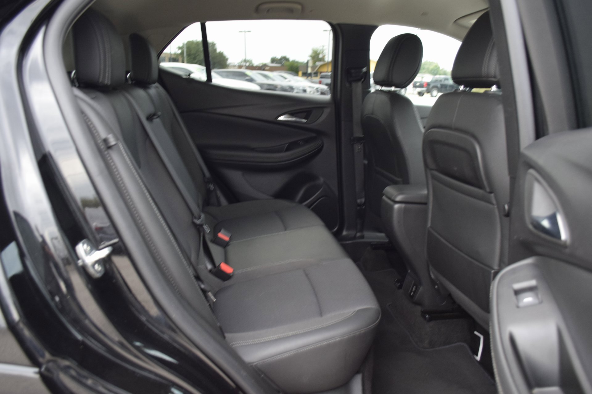 Used 2023 Buick Encore GX Select w/ Sport Touring Package image 22