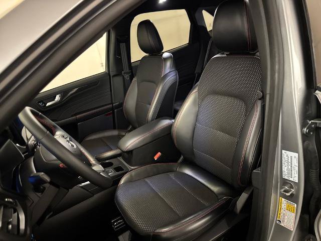Certified 2024 Ford Escape ST-Line w/ Tech Pack #1 FWD image 18