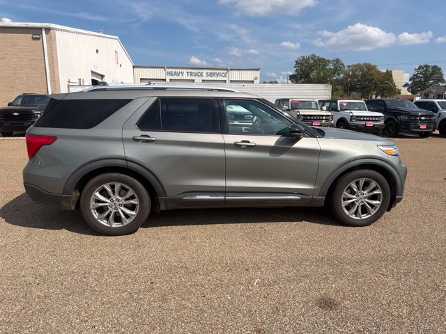 Certified 2020 Ford Explorer Limited RWD image 17