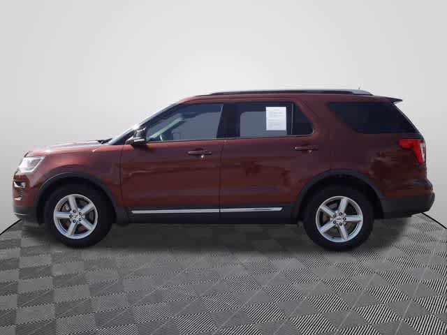 Certified 2018 Ford Explorer XLT w/ Equipment Group 202A FWD image 2