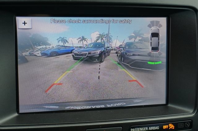 Certified 2019 Ford Explorer XLT w/ Equipment Group 202A FWD image 13
