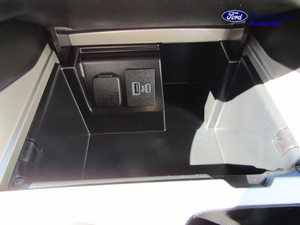 Certified 2024 Ford Explorer XLT w/ Equipment Group 202A AWD/4WD image 30