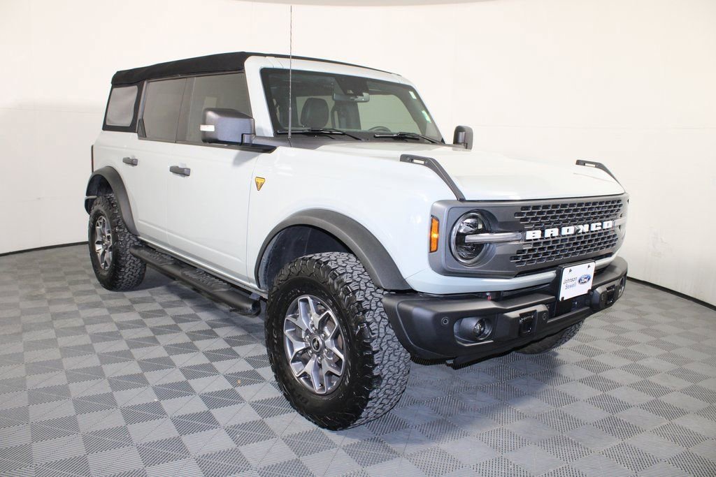 Certified 2023 Ford Bronco Badlands image 5