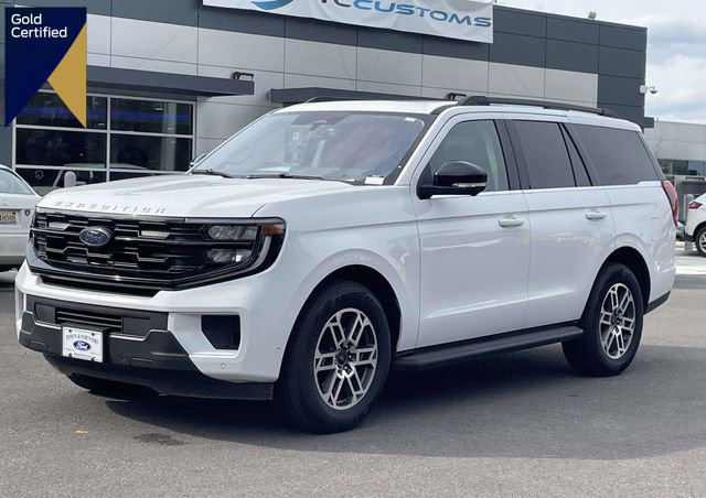 Certified 2025 Ford Expedition Active image 1
