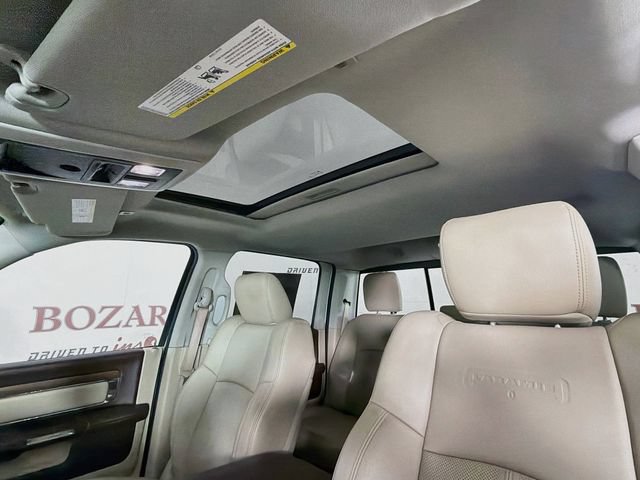Used 2018 RAM 1500 Laramie w/ Convenience Group AWD/4WD image 26