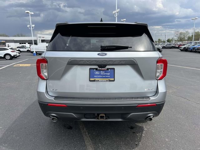 Certified 2023 Ford Explorer XLT w/ Equipment Group 202A AWD/4WD image 4