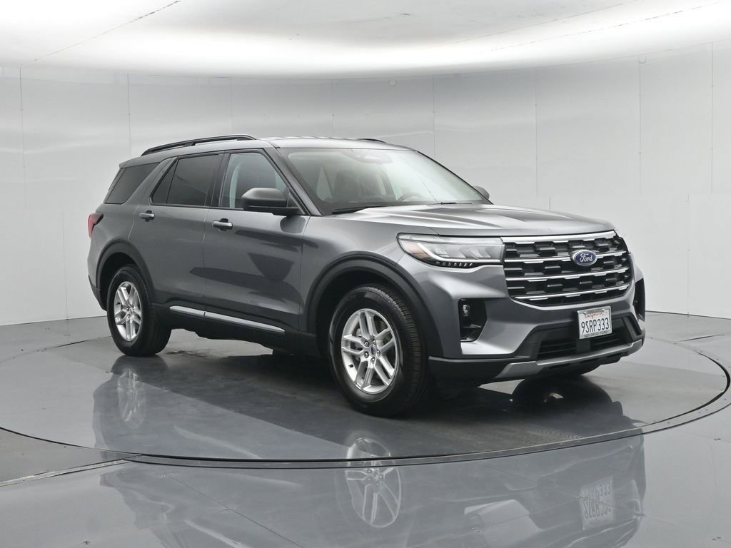 Certified 2025 Ford Explorer Active w/ Active Comfort Package RWD image 60