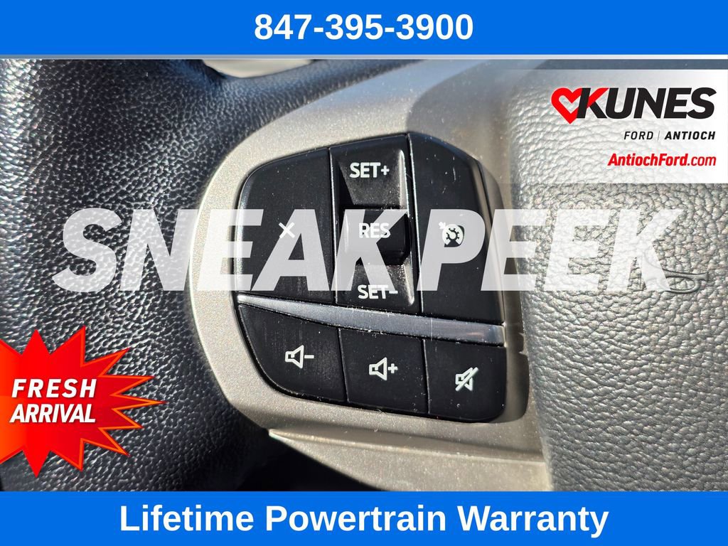 Certified 2022 Ford Explorer XLT w/ Equipment Group 202A AWD/4WD image 39