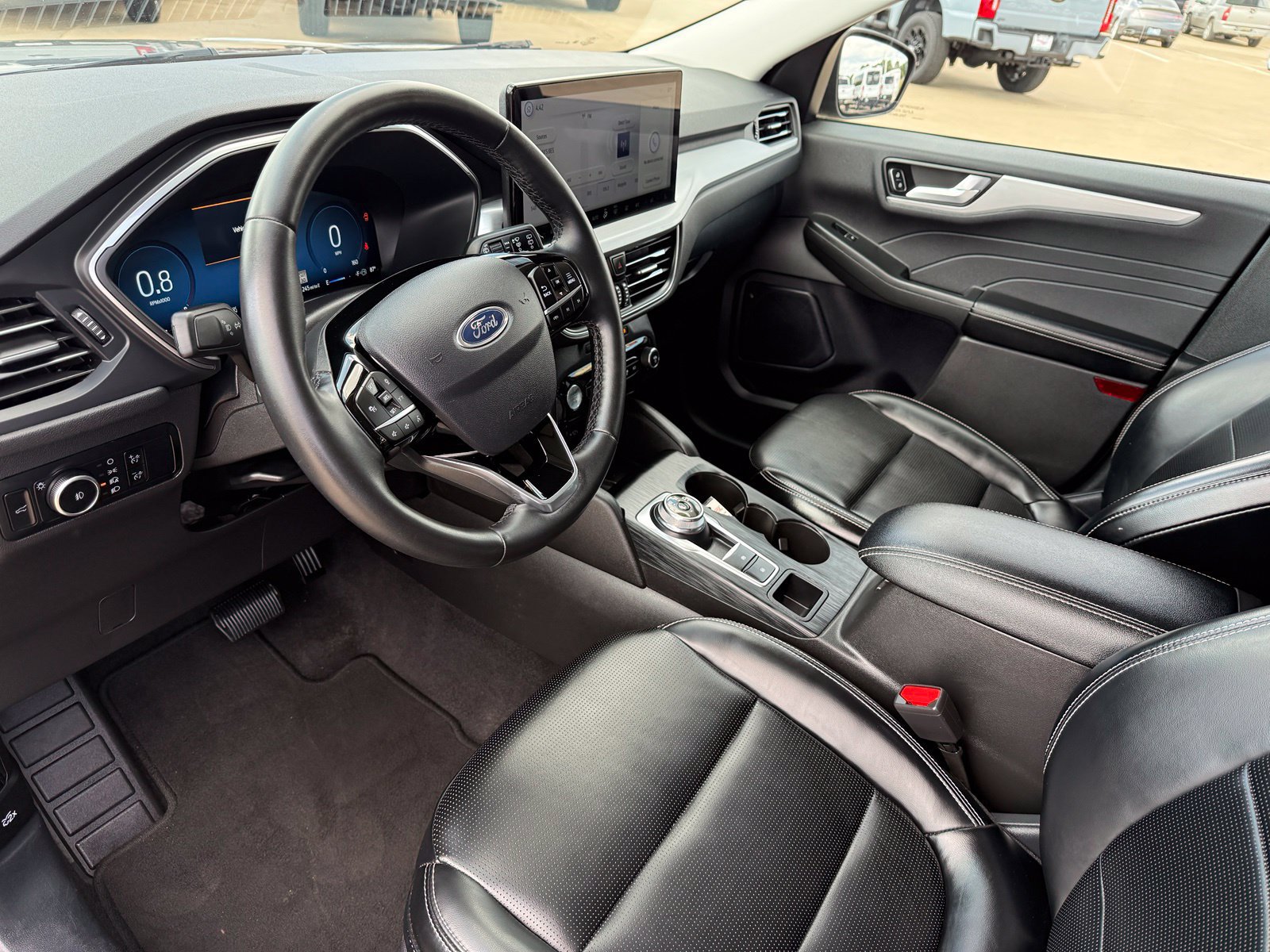 Certified 2024 Ford Escape Platinum AWD/4WD image 11