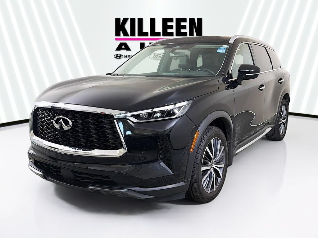 Used 2023 INFINITI QX60 Sensory w/ Vision Package AWD/4WD image 3