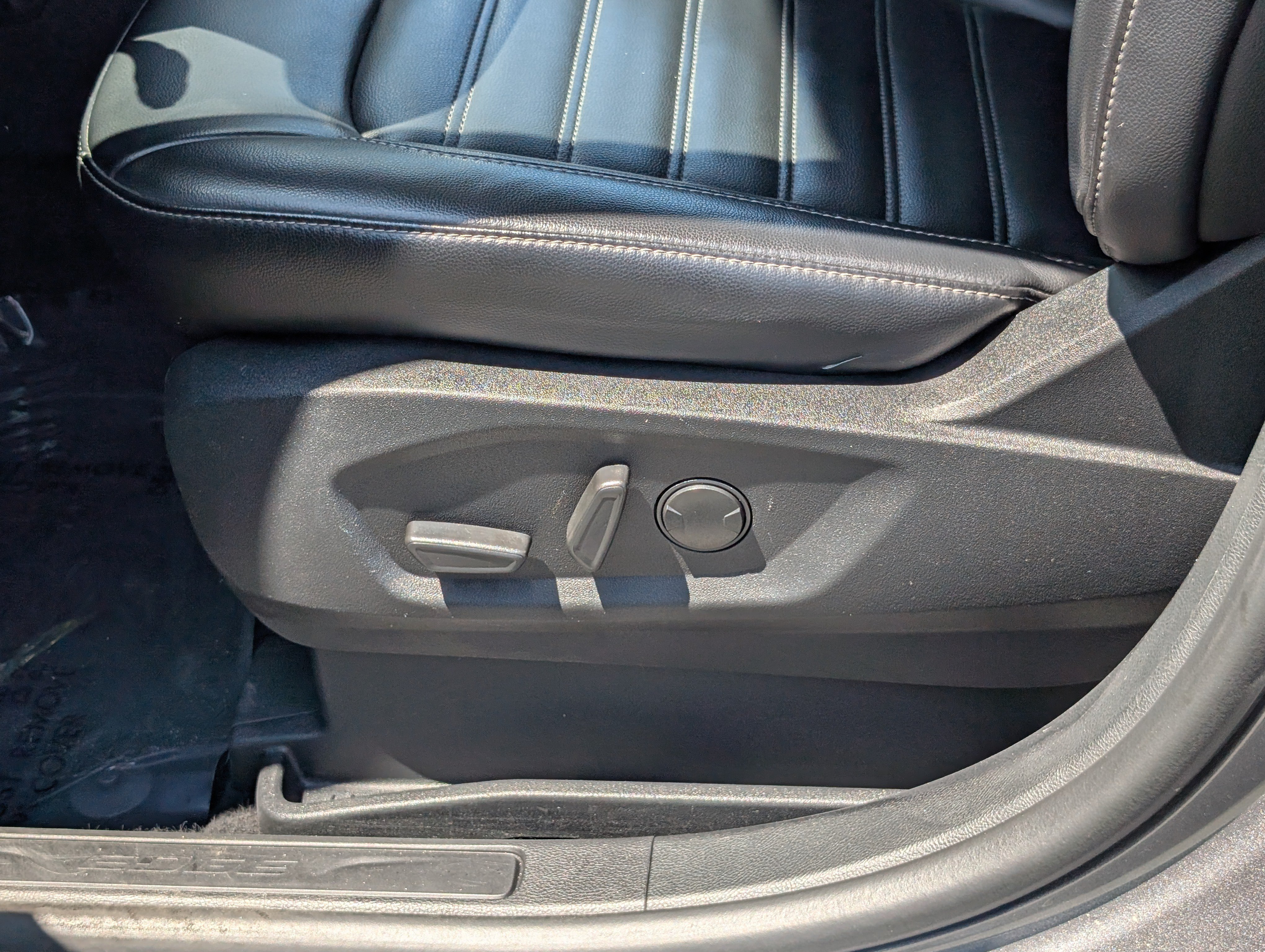 Certified 2024 Ford Edge SEL AWD/4WD image 18
