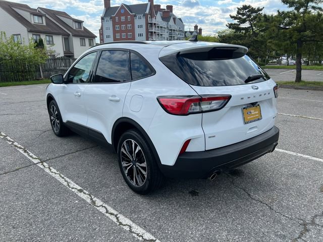 Certified 2022 Ford Escape SE w/ SE Sport Appearance Package AWD/4WD image 7
