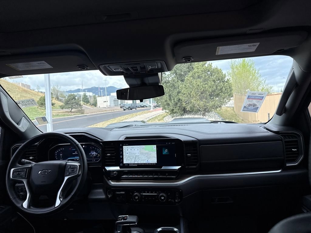 Used 2025 Chevrolet Silverado 1500 LT Trail Boss w/ LT Trail Boss Premium Package image 26