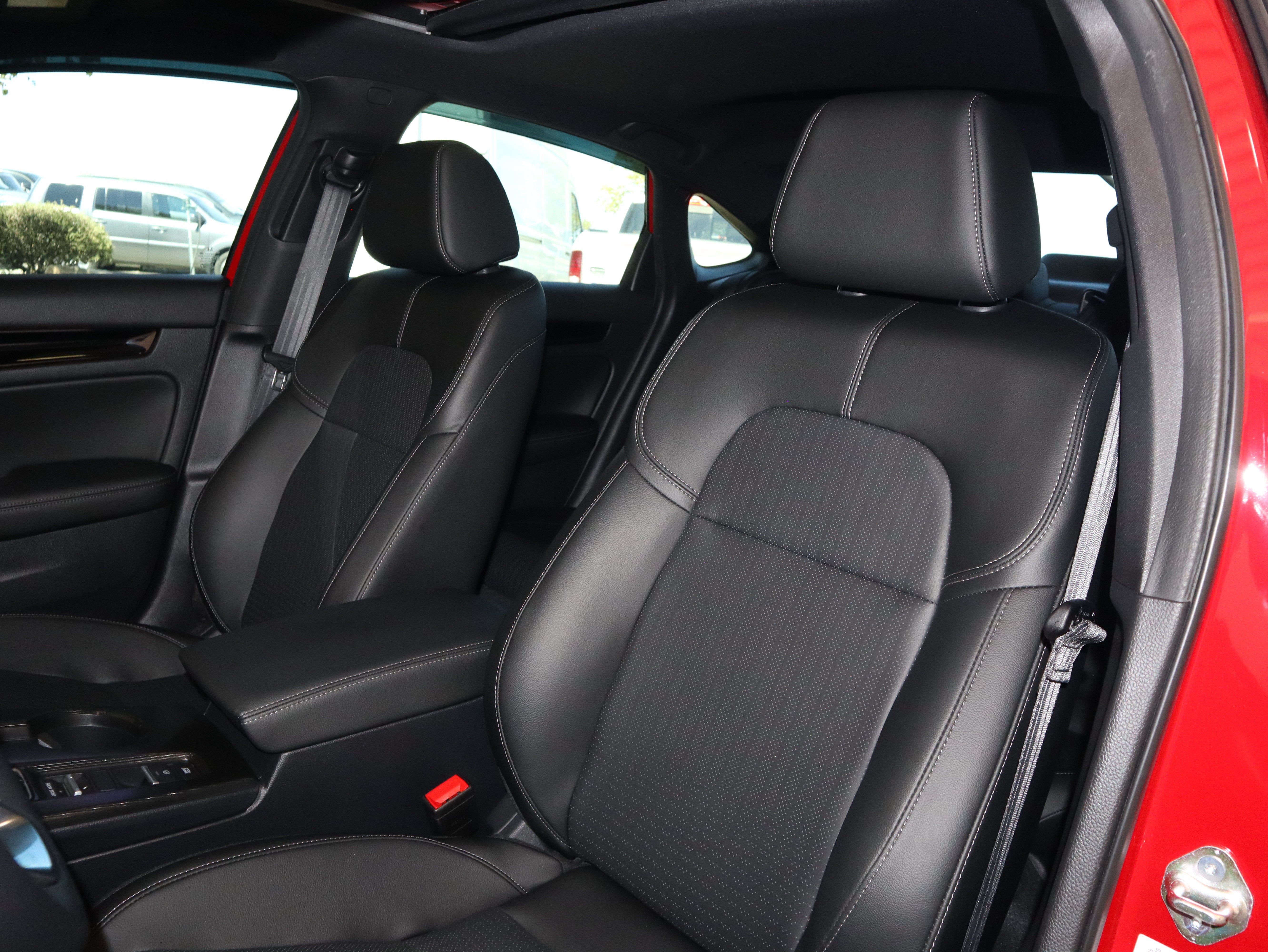 Used 2025 Honda Civic Sport image 31