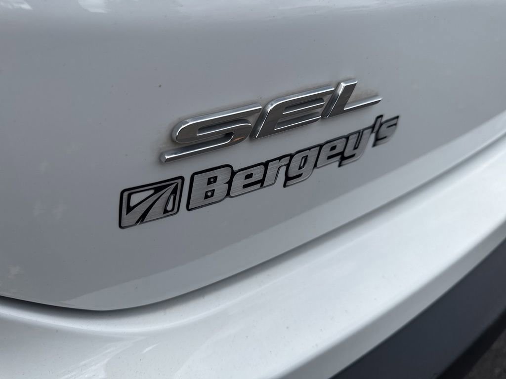 Certified 2024 Ford Edge SEL w/ Convenience Package image 10