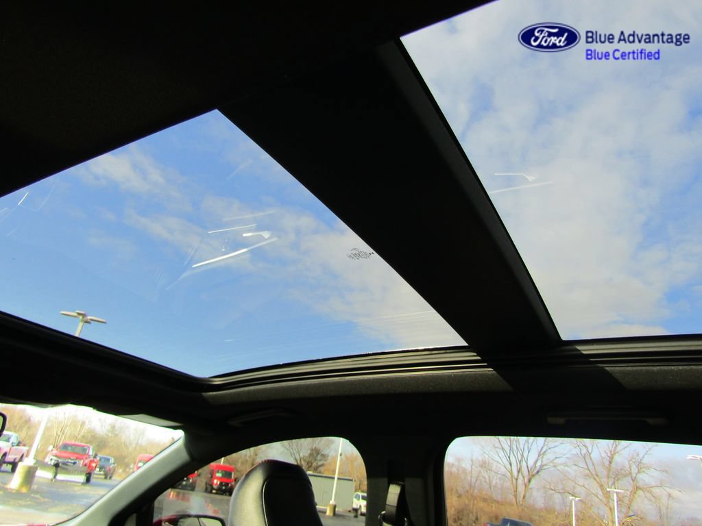 Certified 2024 Ford Edge ST-Line AWD/4WD image 14