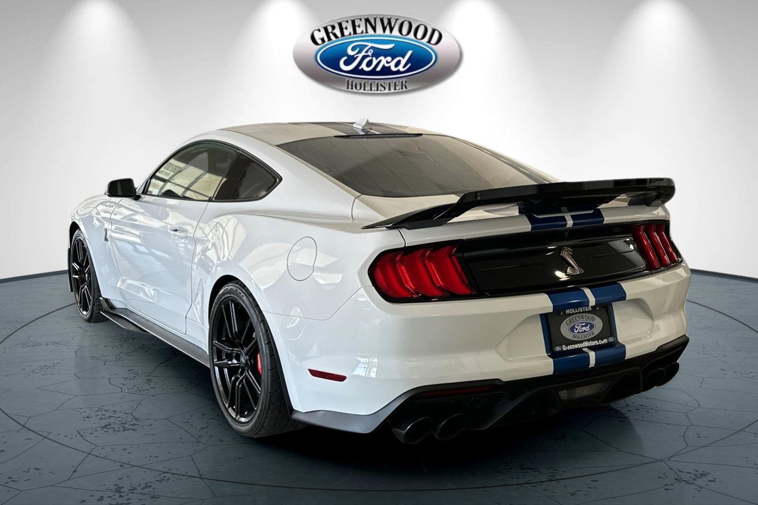 Certified 2021 Ford Mustang Shelby GT500 w/ Technology Package image 6