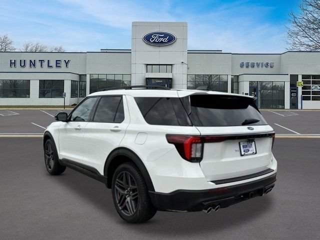 Certified 2025 Ford Explorer ST AWD/4WD image 5