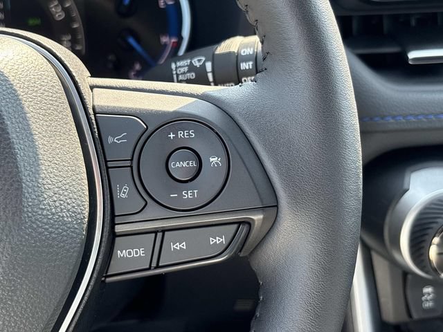 Used 2025 Toyota RAV4 XSE w/ Weather Package AWD/4WD image 28