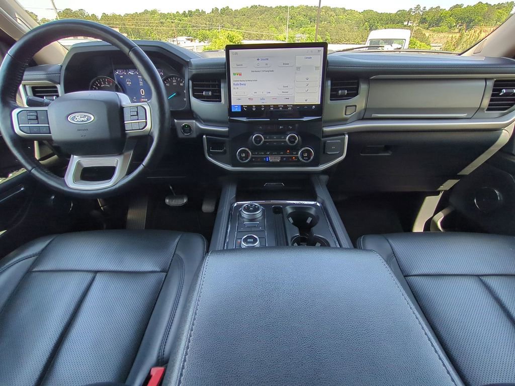 Certified 2024 Ford Expedition XLT AWD/4WD image 19