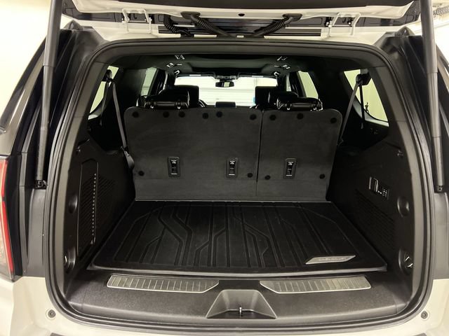 Used 2023 Chevrolet Suburban Premier AWD/4WD image 22