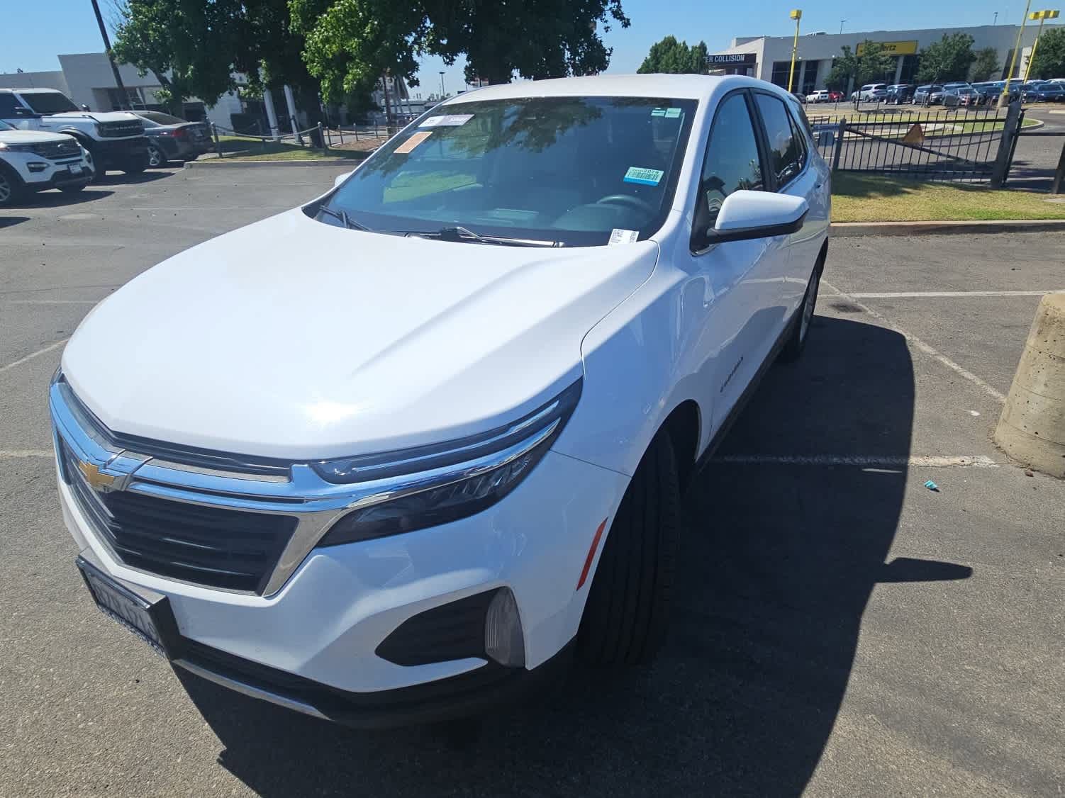 Used 2022 Chevrolet Equinox LT FWD image 1