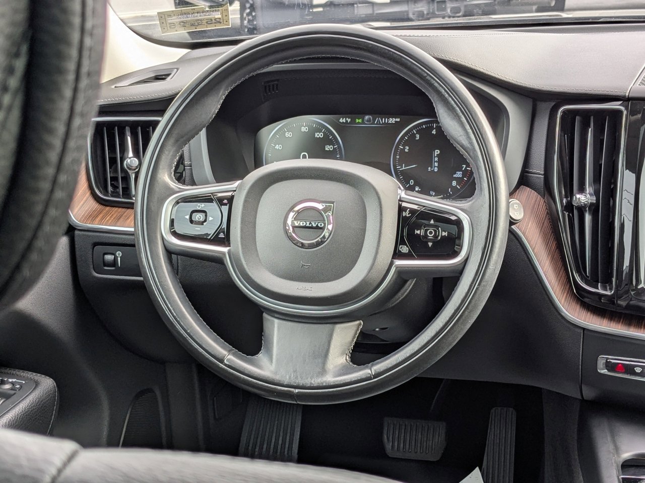 Used 2019 Volvo XC60 T5 Inscription w/ Protection Package image 19