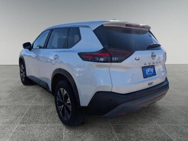 Used 2023 Nissan Rogue SV image 3
