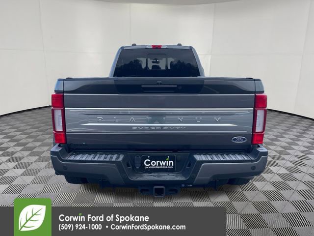 Certified 2022 Ford F450 Platinum w/ FX4 Off-Road Package image 4
