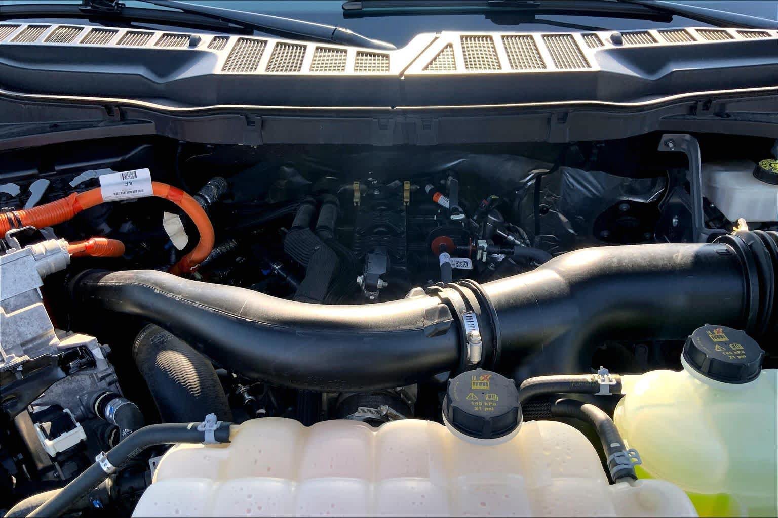 Certified 2024 Ford F150 Lariat w/ Equipment Group 502A High AWD/4WD image 32