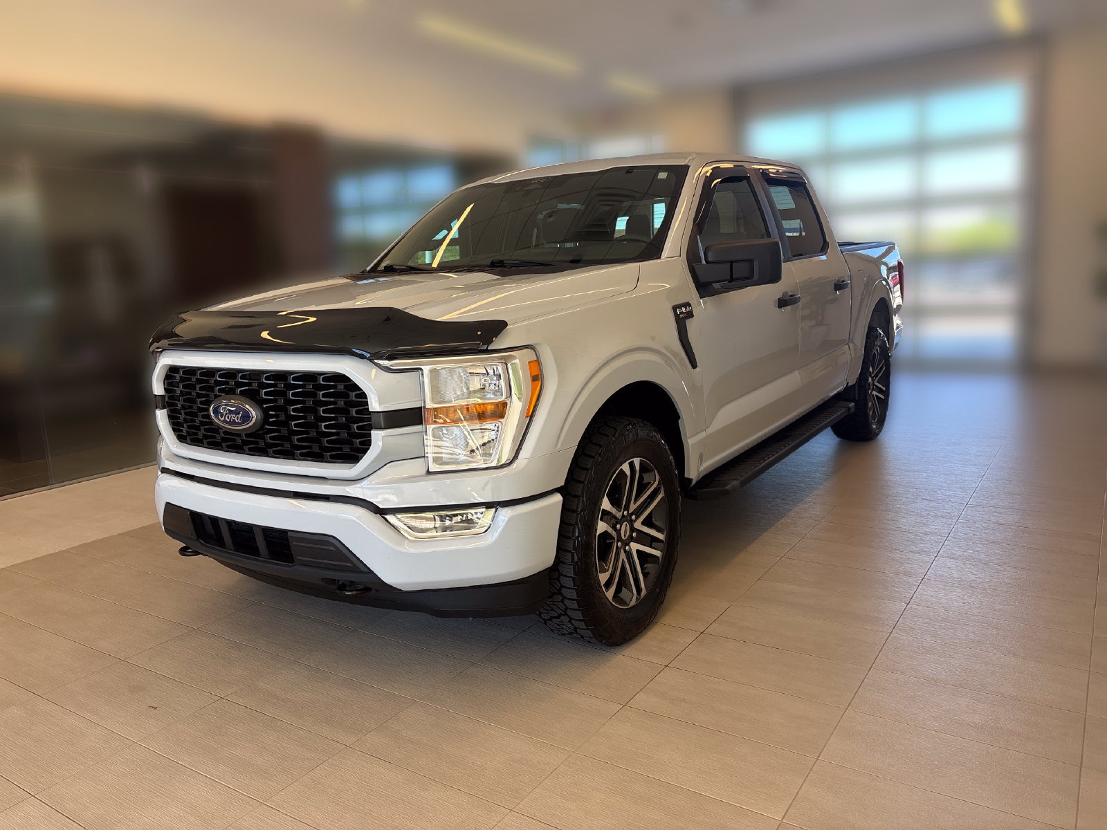 Certified 2022 Ford F150 XL w/ STX Appearance Package AWD/4WD image 4