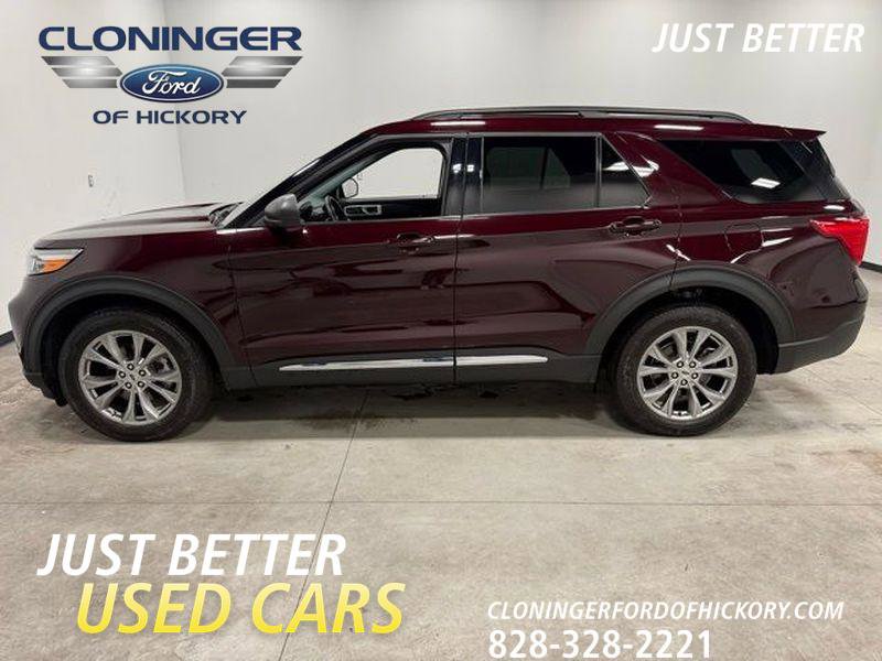 Certified 2022 Ford Explorer XLT w/ Equipment Group 202A image 8