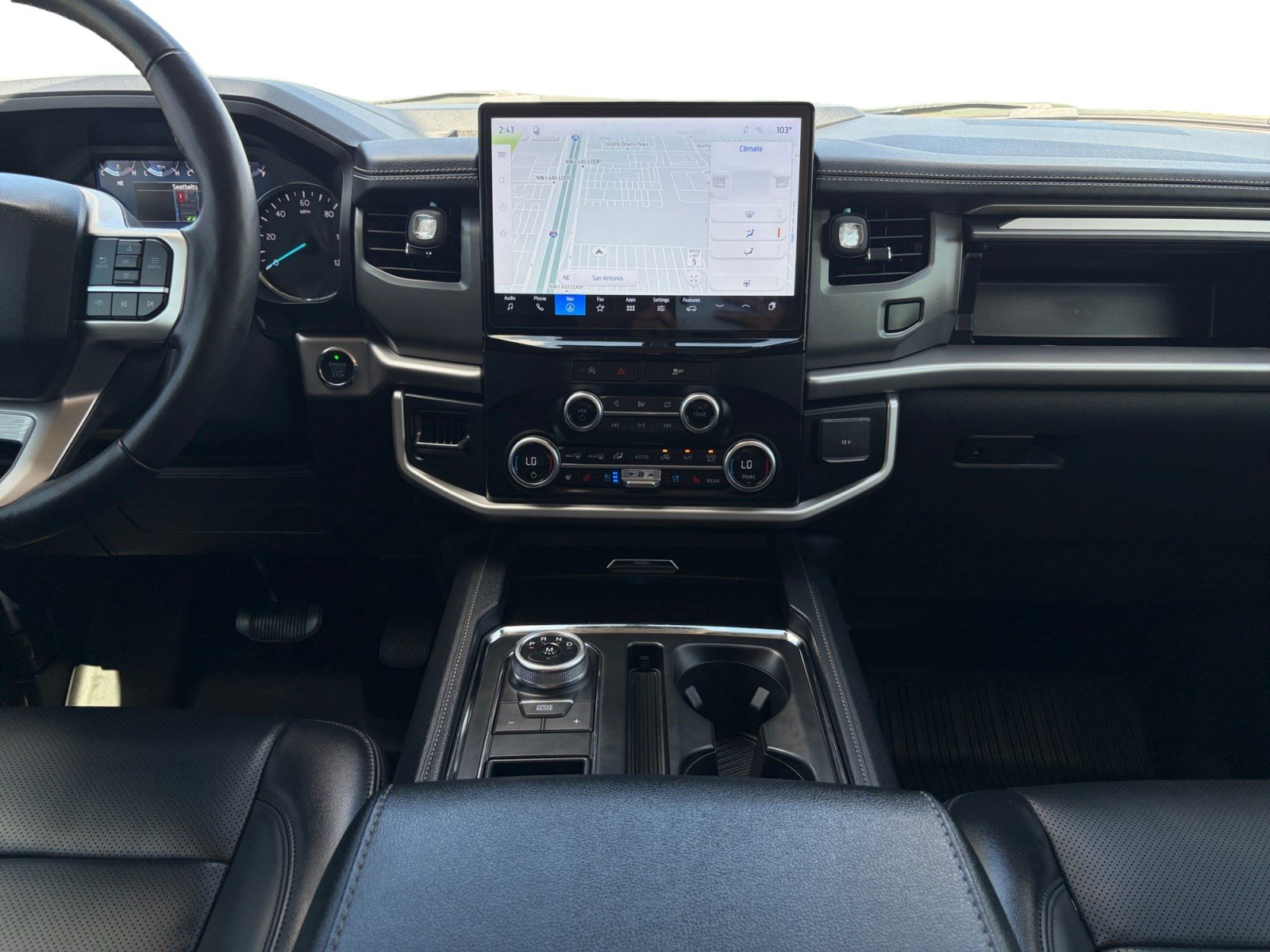 Certified 2024 Ford Expedition XLT RWD image 21