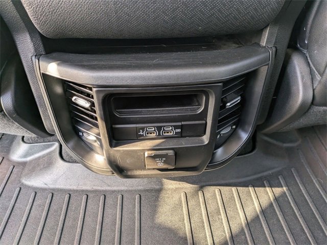 Used 2019 RAM 1500 Laramie image 17