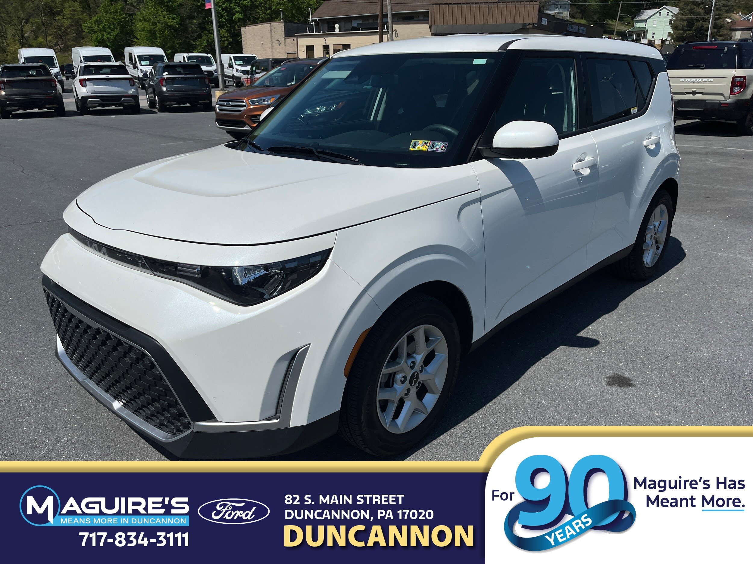 Used 2023 Kia Soul LX w/ Option Group 015 FWD image 1