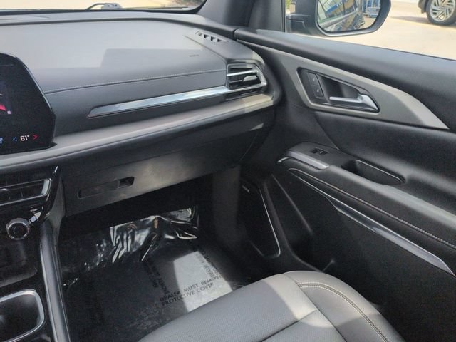 Used 2025 Chevrolet Traverse LT w/ Enhanced Driving Package FWD image 17