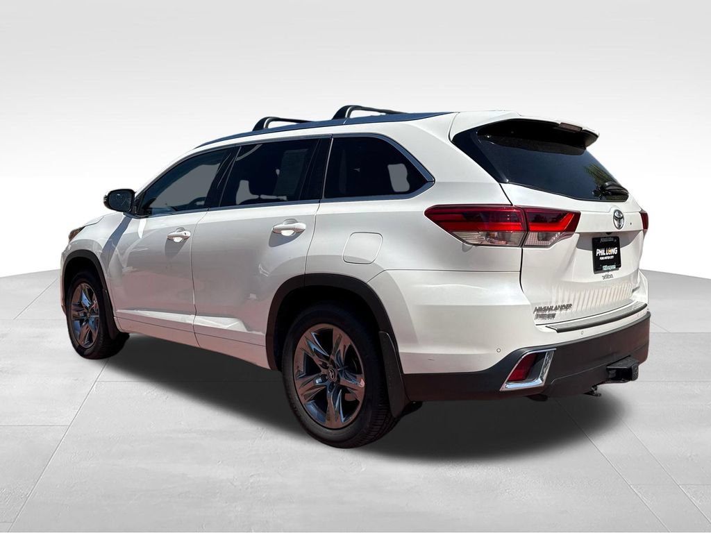 Used 2019 Toyota Highlander Limited Platinum AWD/4WD image 7