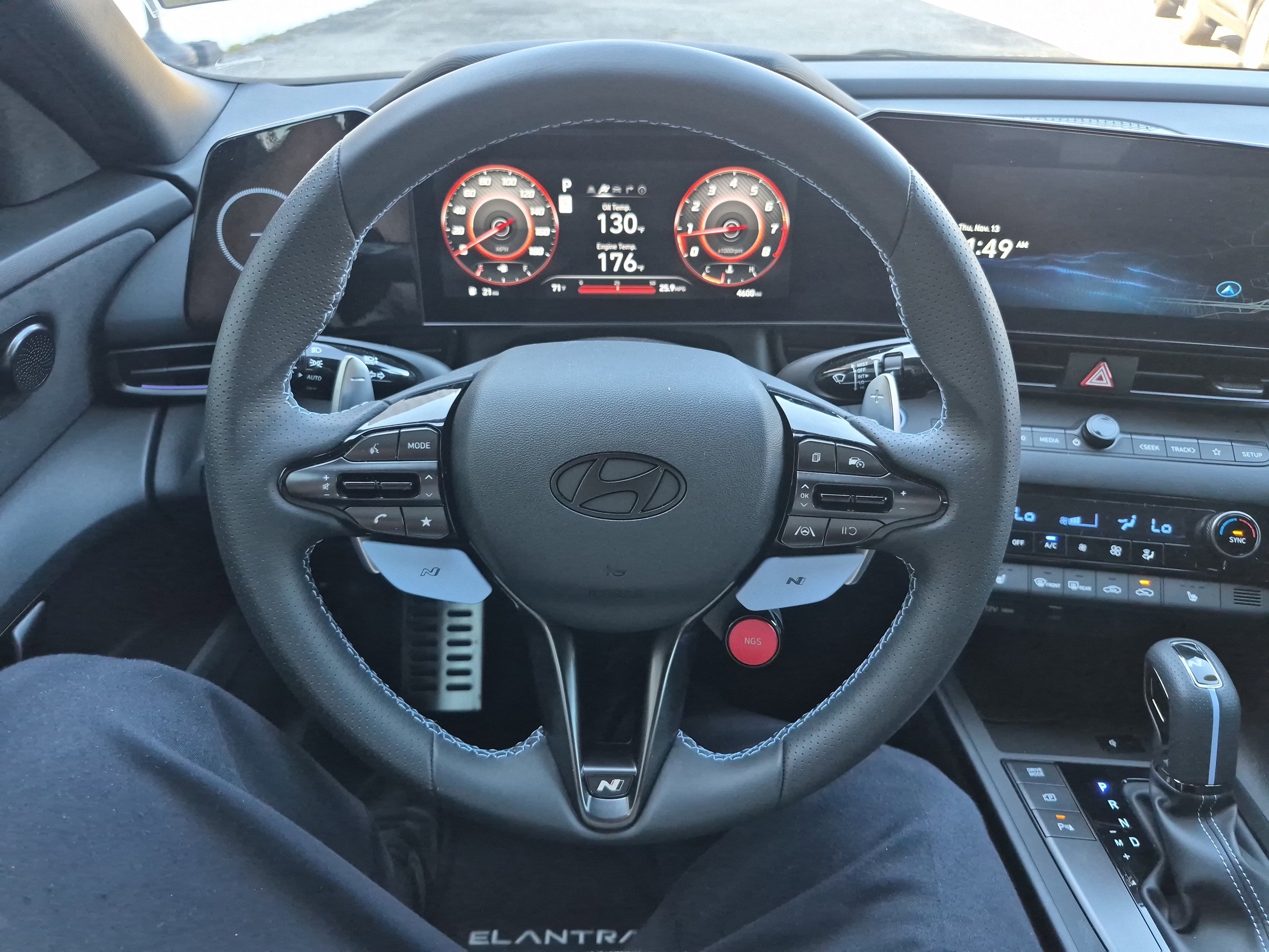 Used 2025 Hyundai Elantra N image 27