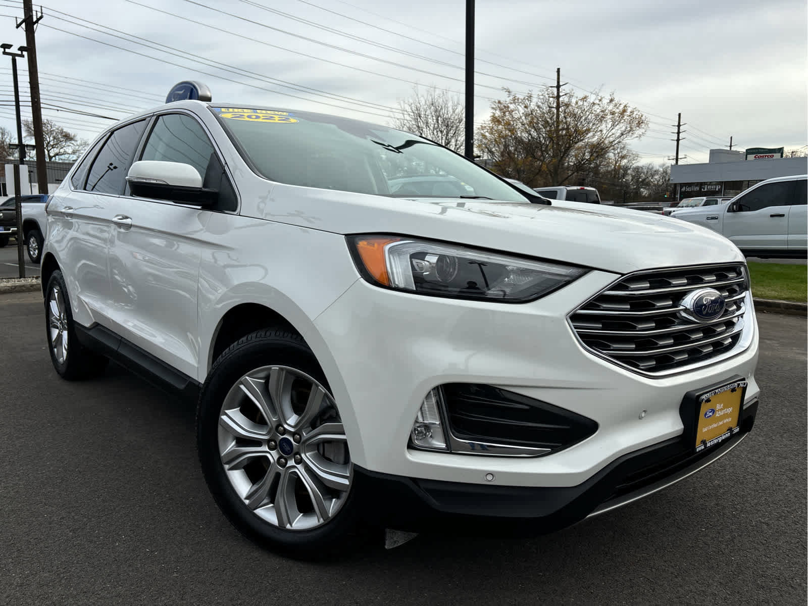 Certified 2022 Ford Edge Titanium w/ Cargo Accessory Package image 3