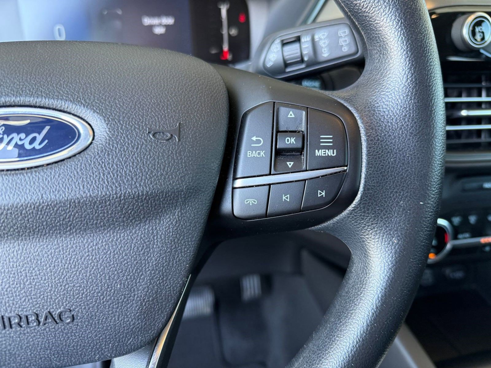 Certified 2025 Ford Escape Active FWD image 24