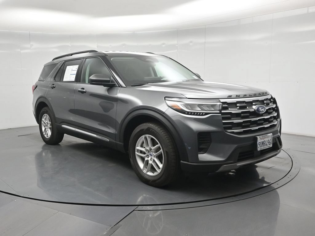 Certified 2025 Ford Explorer Active AWD/4WD image 46