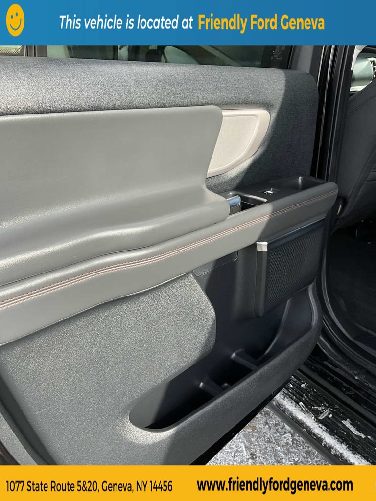 Certified 2025 Ford Expedition Max Active AWD/4WD image 42