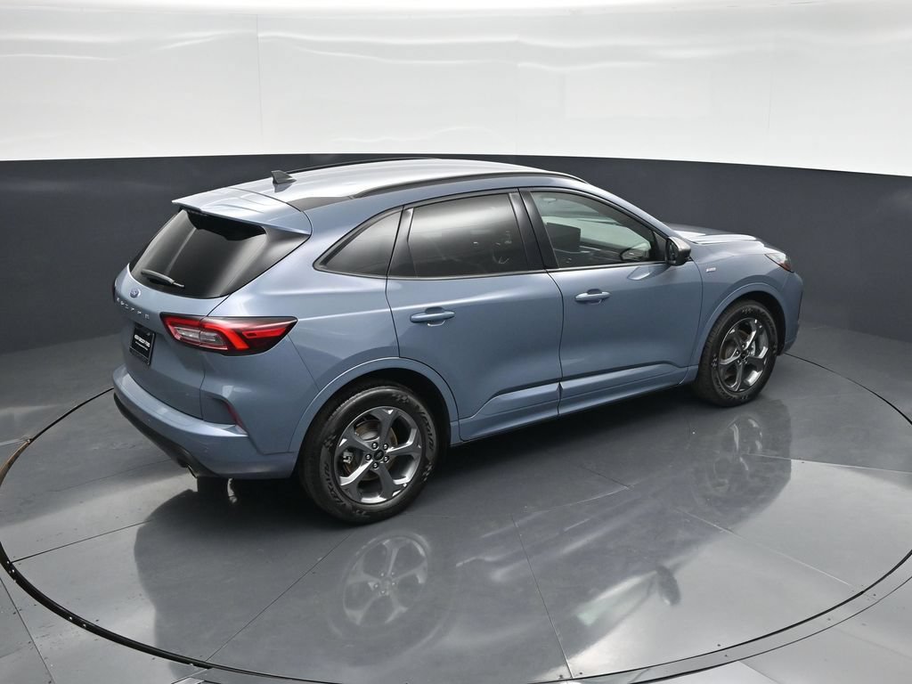 Certified 2024 Ford Escape ST-Line w/ Tech Pack #1 FWD image 38