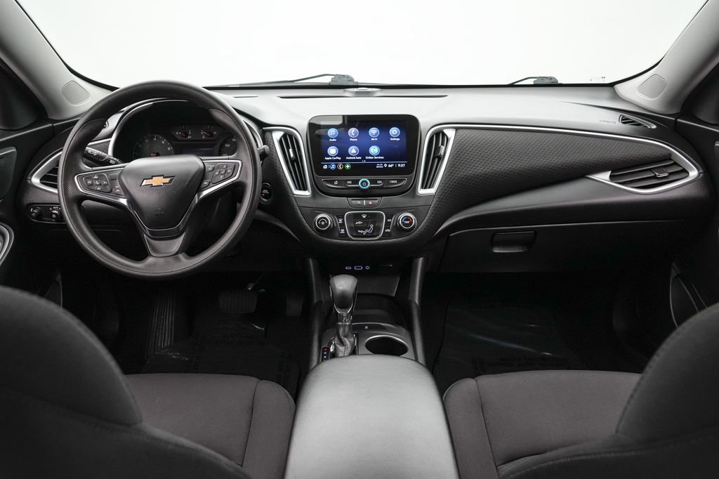 Used 2024 Chevrolet Malibu LS FWD image 14